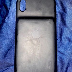Apple XS Max battery case. Minor scratches